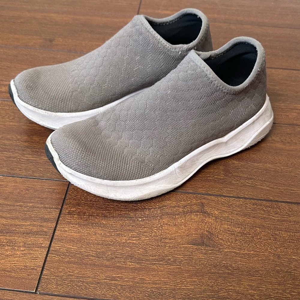 Vessi Skyline Grey Pull On Waterproof Sneakers